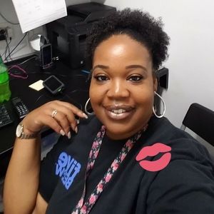 Meet your Posher, Tiffany